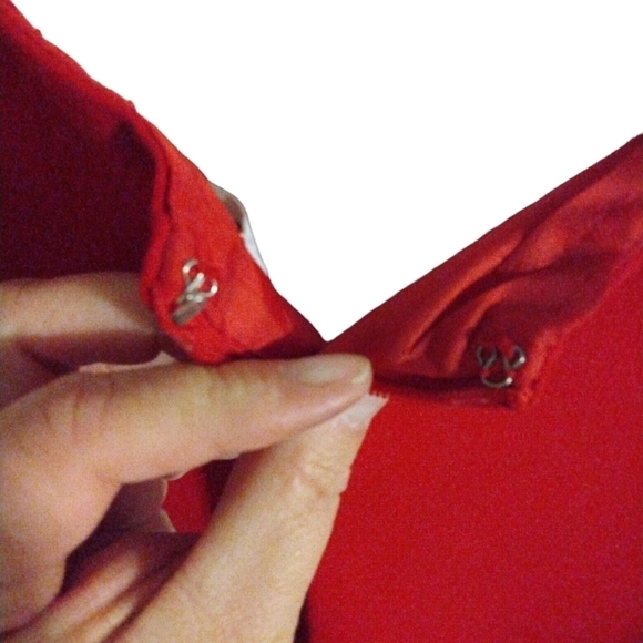 Vibrant Red Sheath Dress Calvin Klein Cap Slve. Scalloped Mid Sec.  Valentine 8 - Picture 6 of 13